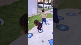 لعبة النط                      بيبي  اطفال                                      دندنها