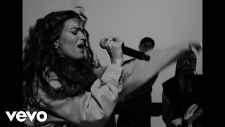 Tori Kelly - Hurts So Good (Official Music Video)