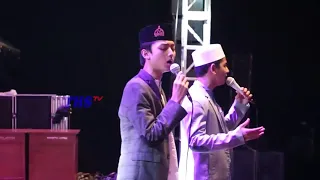 Download Duo cowok ganteng - ROQQOT AINA SYAKIR DAULAI FEAT GUS AZMI SYUBBANUL MUSLIMIN MP3