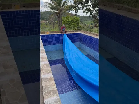 Olha a lona da piscina #humor #youtubeshorts #comedia #viral #shorts
