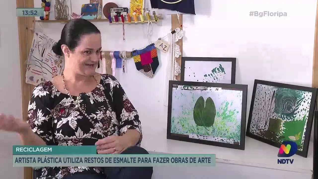 Artista plástica utiliza restos de esmalte para fazer obras de arte