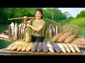 Download Lagu Harvest Giant Catfish and Carp by Hand using Bamboo Fish Trap in the River to Sell at the Market