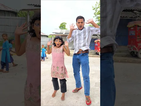 Chhoti ne uncle ko Khana khilaya 😂 #shorts #ytshorts #funnyshorts #shortsfeed #tiktokvideo #comedy