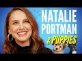 Video di Natalie Portman Plays With Puppies While Answering Fan Questions