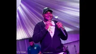 cdq blow people away with his songs and shaku shaku moves as other dancers perform at ibadan