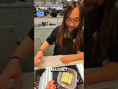 He tried to scam the jeweller 🥲