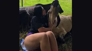 DOMANDO al TORO desde pequeño 😍