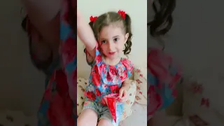 سكوشي مين احلى   اموشي ولا بيسو       دندنها