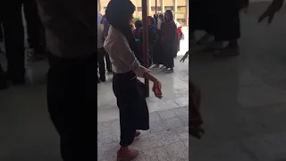 طلاب المدرسه 