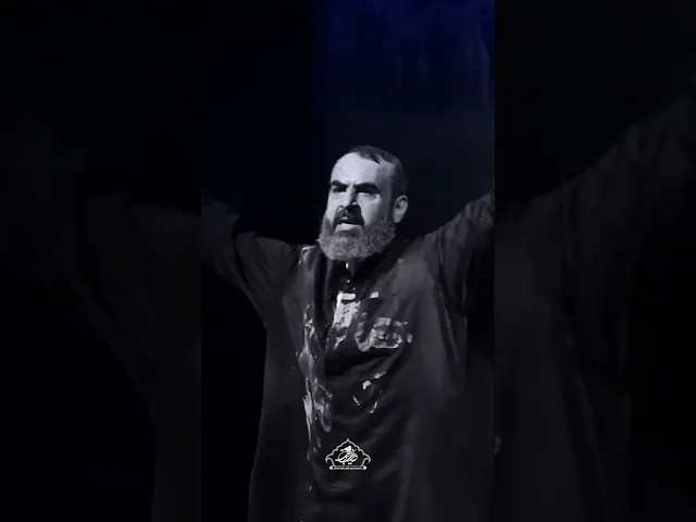 ⁣سماحة العلّامة السيّد محمد رضا شرف الدين وهو في حالة جزع على مصيبة الإمام الحسين (عليه السلام).