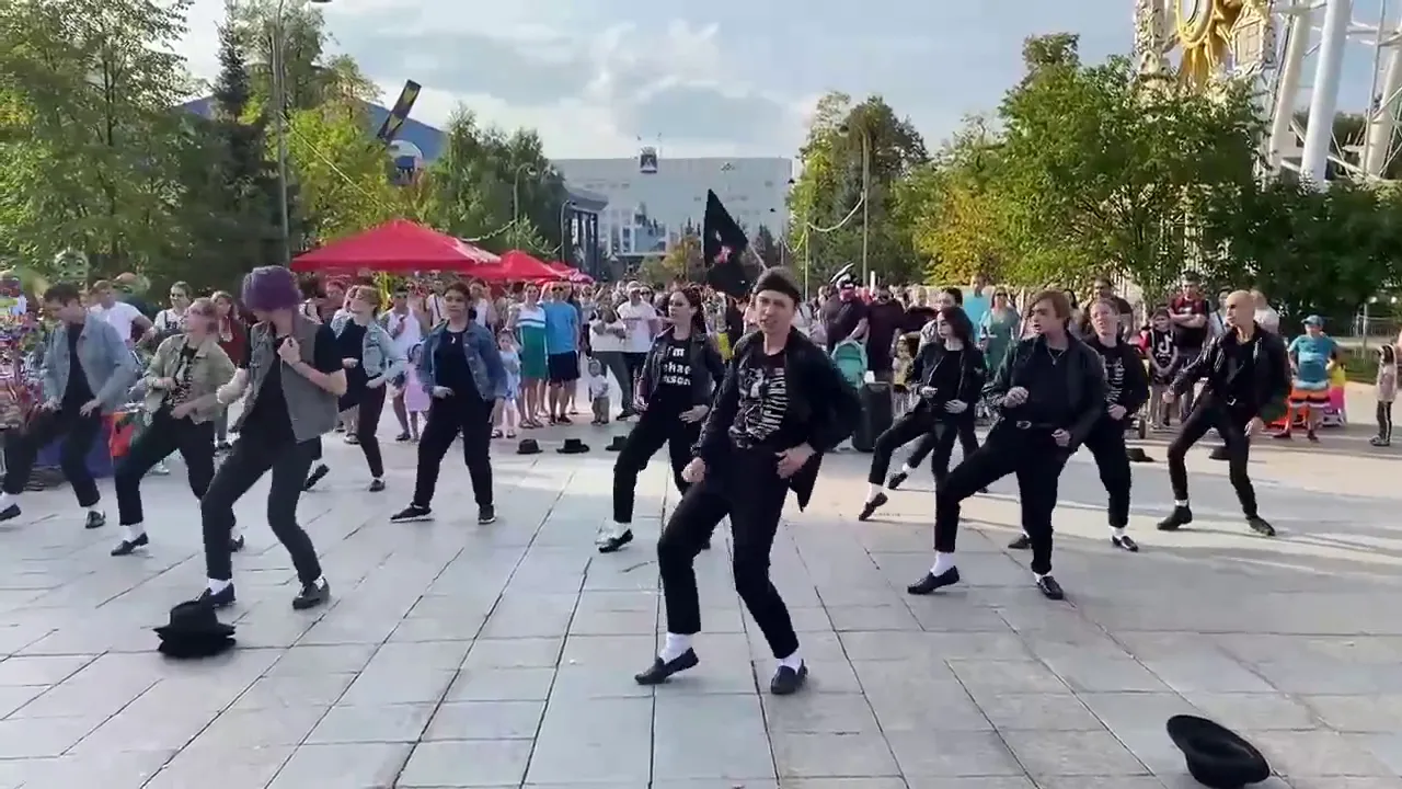 Michael Jackson Flash Mob 2020. Billie Jean, Beat it, Smooth Criminal, They Don't Care About Us