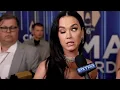Lagu Katy Perry Explains That Gone-Viral EYE TWITCH! (Exclusive)
