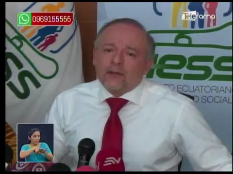 Presidente IESS Richard Espinosa impugna destitución impuesta por contraloría