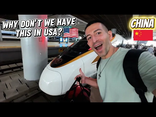 China Train Travel: Xi'an to Chengdu Culinary Journey China Second-class Train SHOCKED me! (From Xi'an to Chengdu to EAT!)