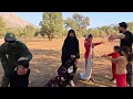Download Lagu De politie maakt een einde aan de duistere plannen van de boze bruid en haar broer.