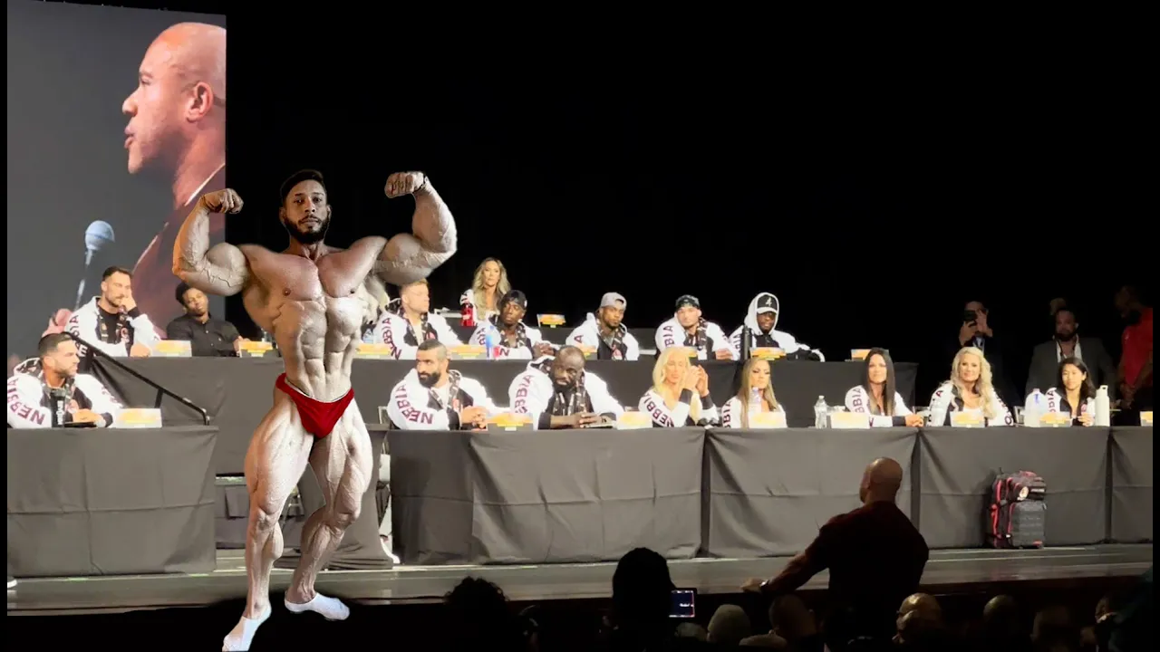 RAMON DINO INTIMOU CBUM NO MEETING OFICIAL *Shape Atual*