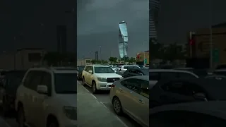 اديني اسباب ليه توجعني 