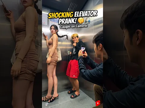 📷🎣😄 Two people caught playing a prank on a girl in an elevator