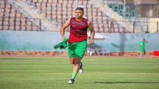 دينامو خط الوسط ونجم نادي البنك الاهلي السابق اللاعب محمد عبد النبي 