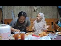 Download Lagu Satu Meja FULL‼️ Makan 1Ayam Utuh Berdua