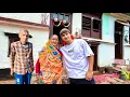 Download Lagu Finally Gaon aagye dada dadi ke paas 😍 