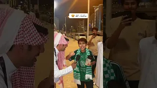 مشجع أهلاوي صغير يطرب الحاضرين بصوته الجميل ماشاء الله الأهلي اكسبلور الدوري السعودي 