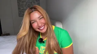 علامات في لغة الجسد تفضح الشخص المعجب فيك دندنها