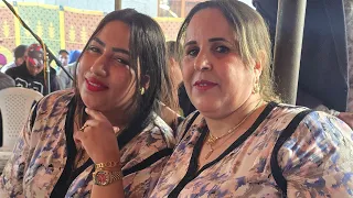 الأداء رائع الأغنية مشكيلك لي مشكلني الفنان زكرياء الرواغل والمجموعة عراسية دازت زاهية 