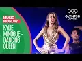 Download Lagu Kylie Minogue - Dancing Queen @Sydney 2000 Olympics | Music Monday