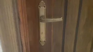 طريقة فتح باب مقفل                     دندنها