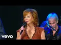 Download Lagu In The Garden / Wonderful Peace (Live At Ryman Auditorium, Nashville, TN / 2017)