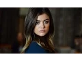 Lucy Hale Sexy foto