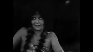 Clara Bow SEXY Dancing Hula 1927