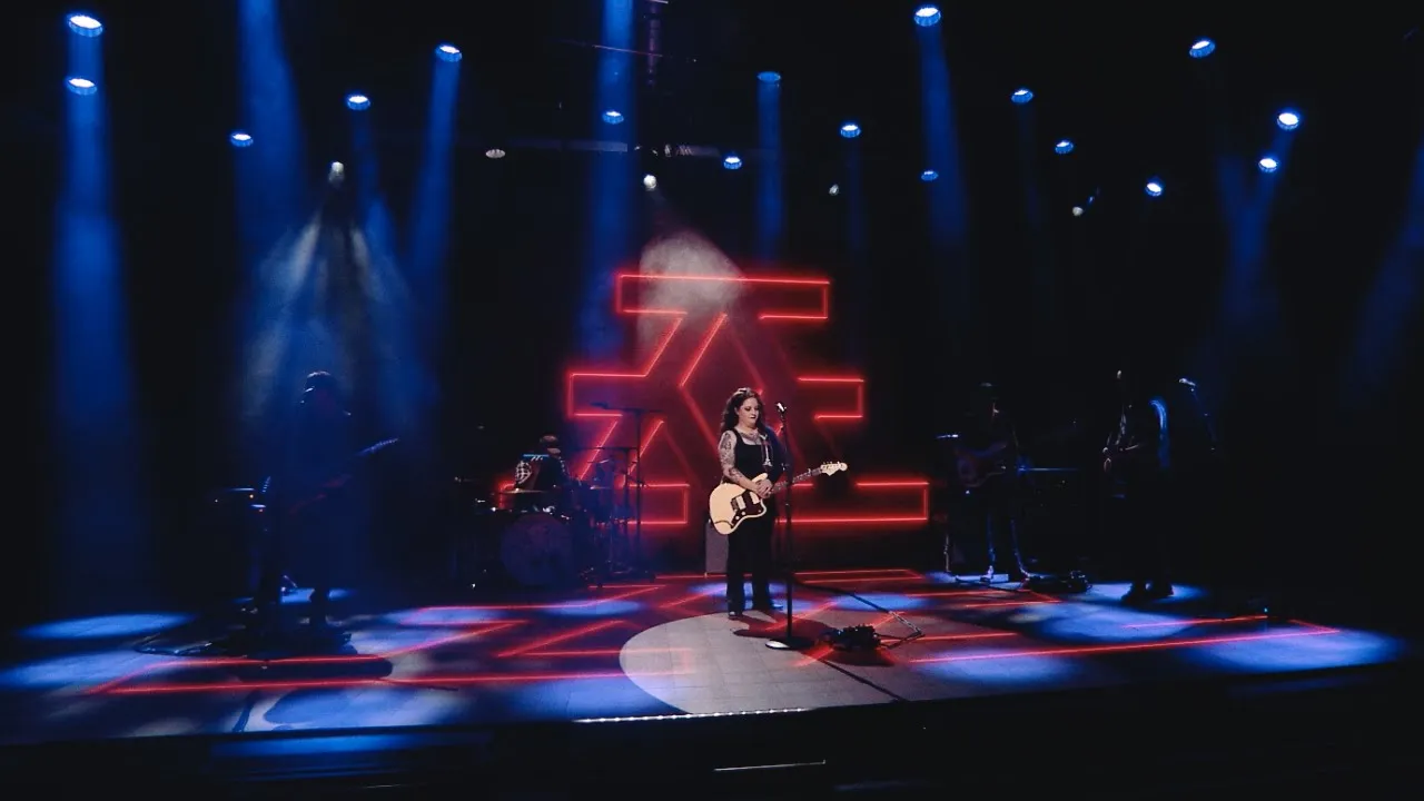 Ashley McBryde - Sparrow (Never Will: Live From a Distance)