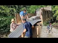 Download Lagu The girl is so lucky to have engineer Thanh helping her build a beautiful bamboo house