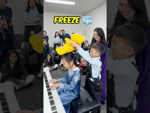 Freeze and Go Game goes WRONG! 🤣🎹 #piano #pianoteacher #pianostudent #classicalmusic #musicteacher