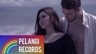 Download Syahrini - Sandiwara Cinta (Official Music Video) MP3