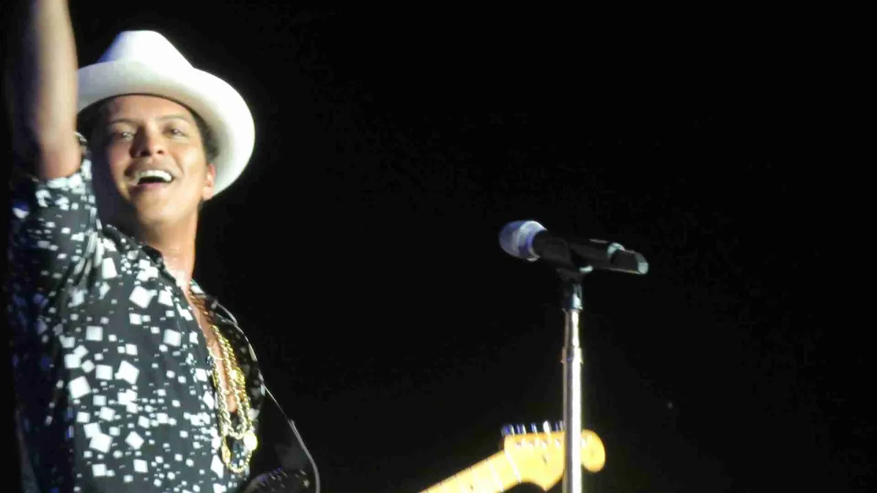 Bruno Mars - Marry You at Rock In Rio Bruno Mars - Marry You at Rock In Rio