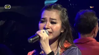 Download Anie anjanie      maha cinta MP3