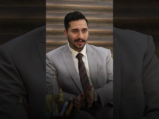 ⁣قسم العلاقات العامة يسلم الدعوات للجامعات الجنوبية للمشاركة في الحفل المركزي لتخرج طلبة الجامعات الس