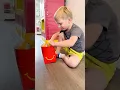 Download Lagu Arthur tries a happy meal from the vending machine story.