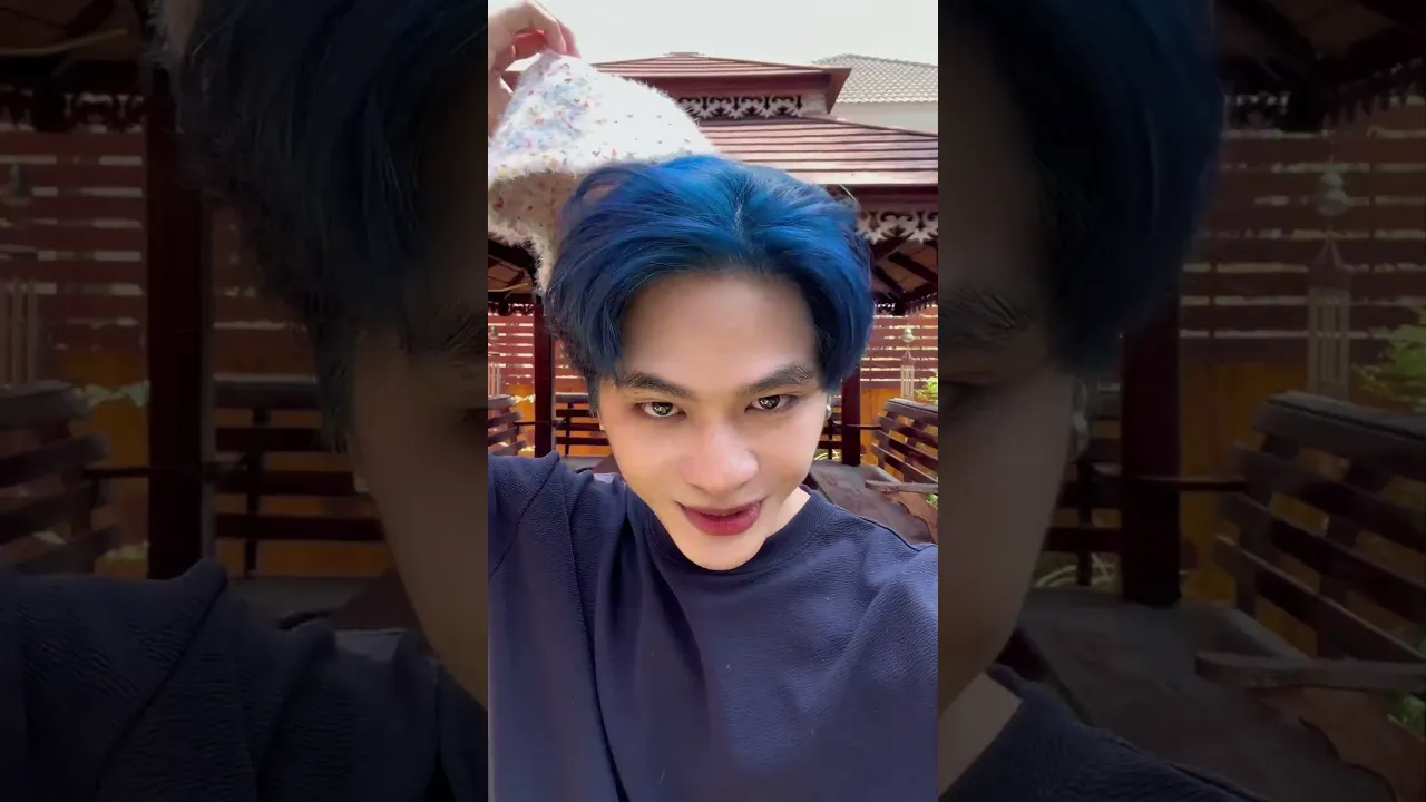 ย้อมผมสีน้ำเงิน
