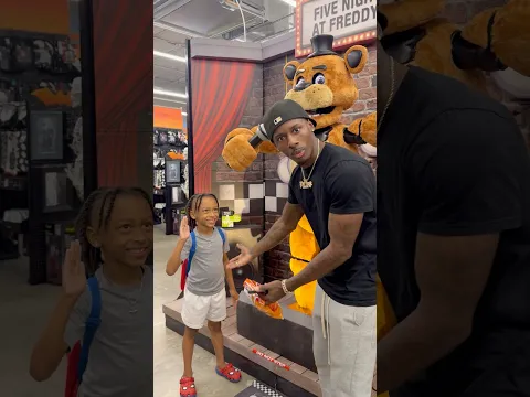 Dad catches son with five nights at Freddy’s  #shorts