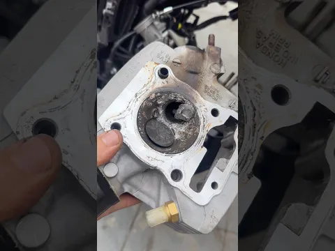 Motor da mix travou ❌ #moto #mecanica #honda #motor #bike