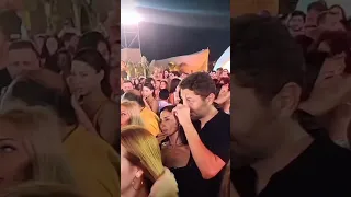 دينا الشربيني بتغني طلع فستك مع روبي في وجود كريم محمود عبد العزيز و زوجتة ترند تيك توك 