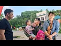 Download Lagu Thu is very happy to make cakes with her mother to celebrate Vu Lan festival.