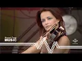Download Lagu The Corrs - Runaway (The Prince's Trust Party In The Park 1999)