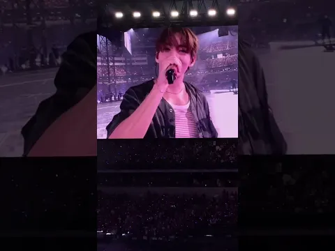 BTS 💜||Kim taehyung looking for 😇💜||cute BTS short 💜🦋 #kimtaehyung #kimtae #taehyungost #kimtaehwan