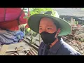 Moc Couldn't Believe Her Eyes When She Saw Nhuong Bringing Her Baby to Work!