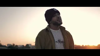 شفت البلدان أو راسي شاب                            دندنها